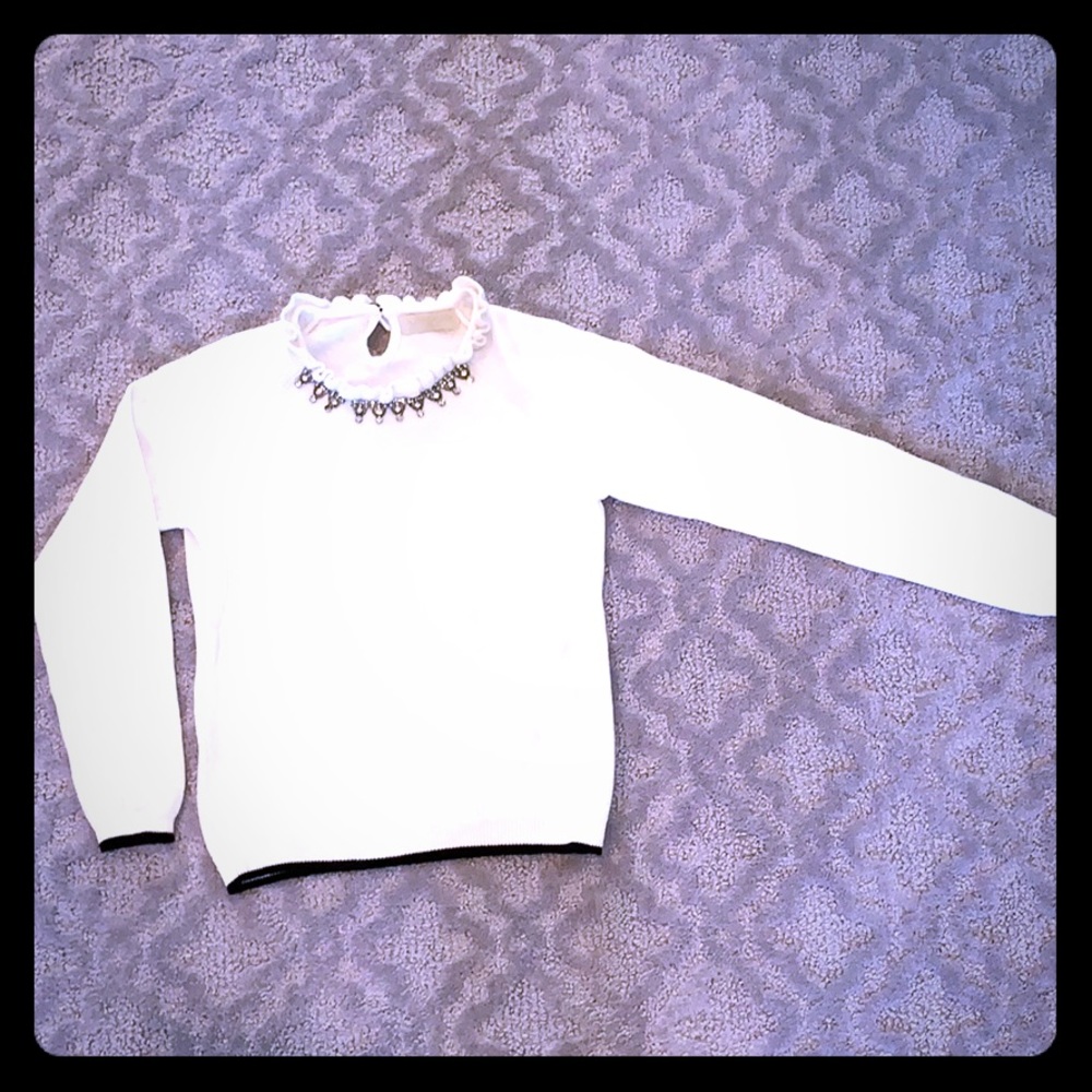 Cashmere sweater princess from Italy